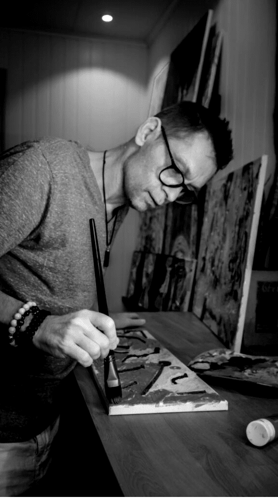 Darek Uhrberg i ateljén